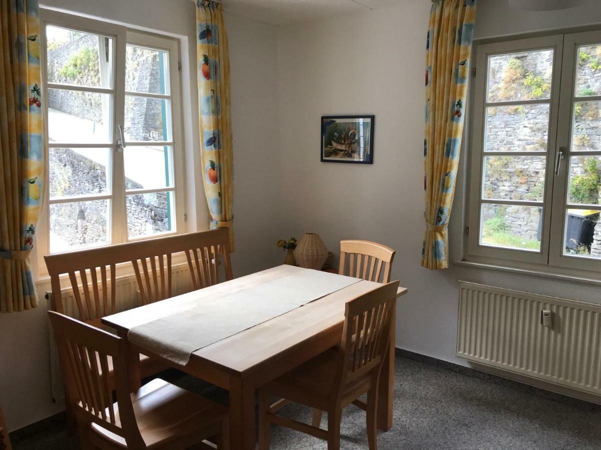 Ferienwohnungen Burg Monschau Exteriör bild